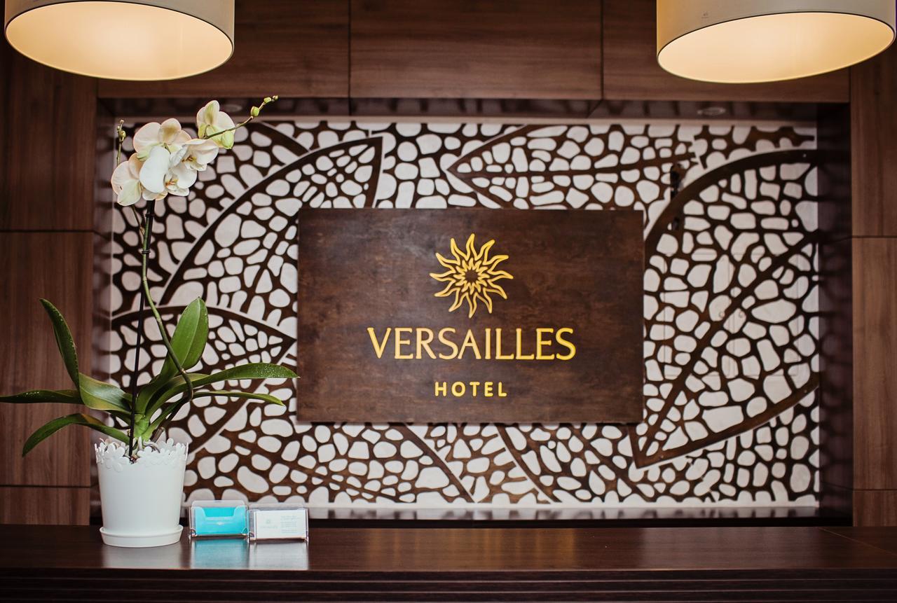Hotel Versailles Lutsʼk 外观 照片